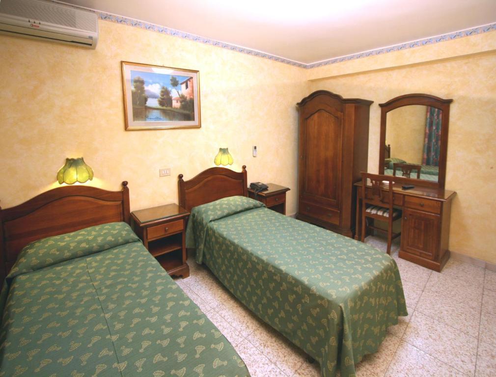 Hotel Cortese Palermo Zimmer foto